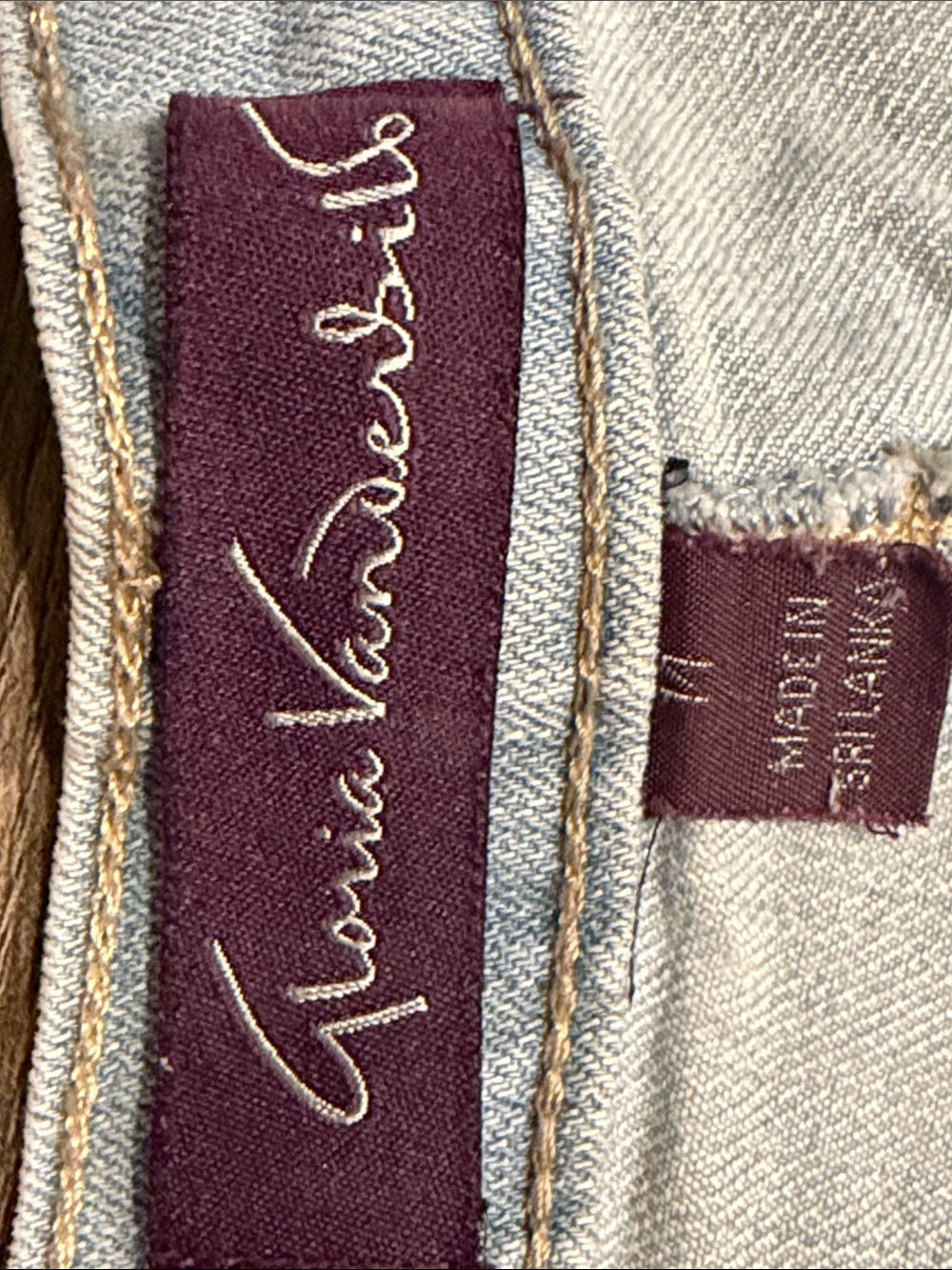Size 14 Short Gloria Vanderbilt “Amanda” - Picture 3 of 8